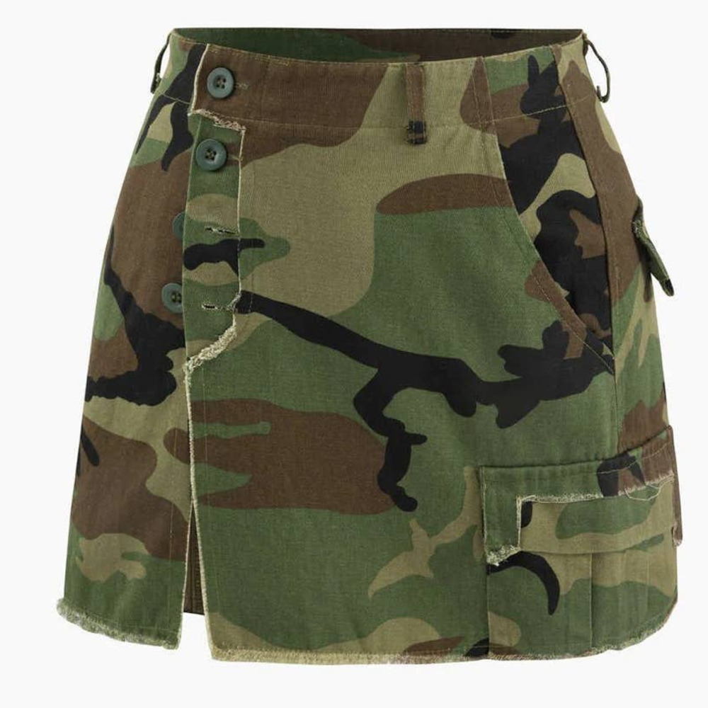Mica's Camo Frayed Hem Cargo Skirt Olive SZ M NWT